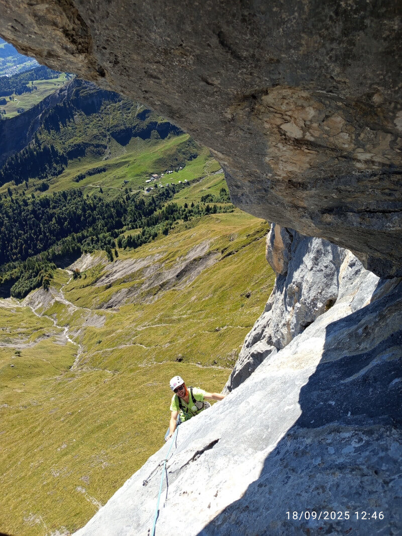 "URL_DE_L_IMAGE_TOUR_D_AREU"