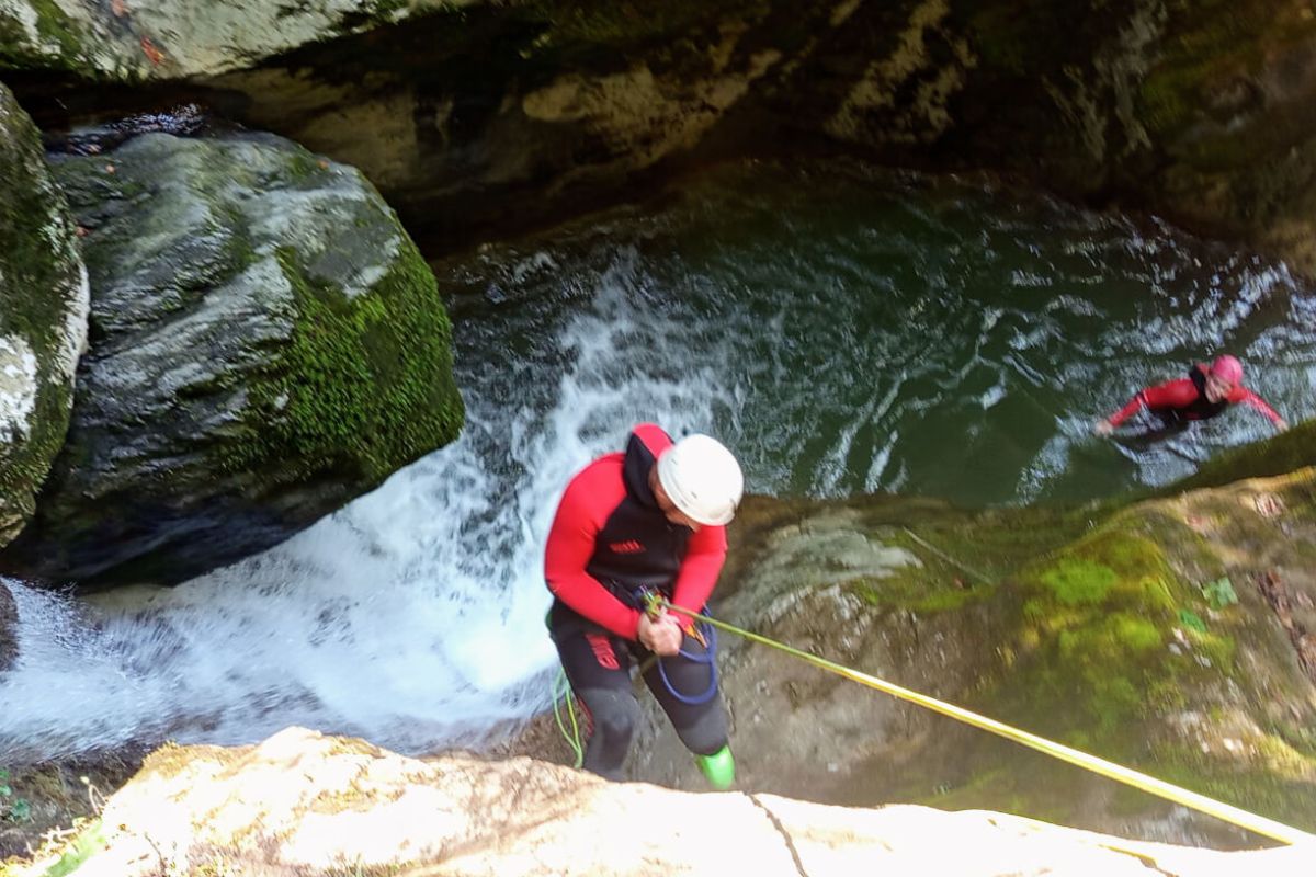 Bronze canyoning in Bonneville